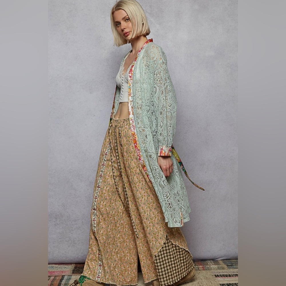 #025 PT1 POL Mint Lace Kimono